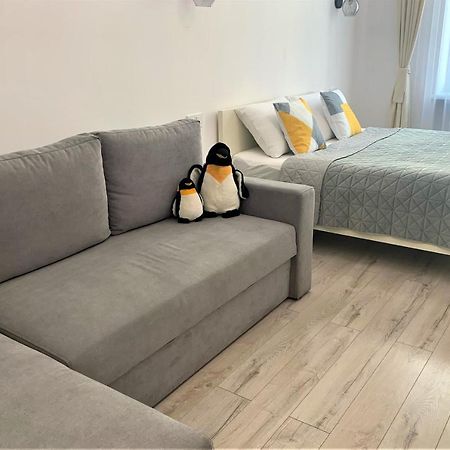 Iris Apartment On Popovich 리비프 외부 사진