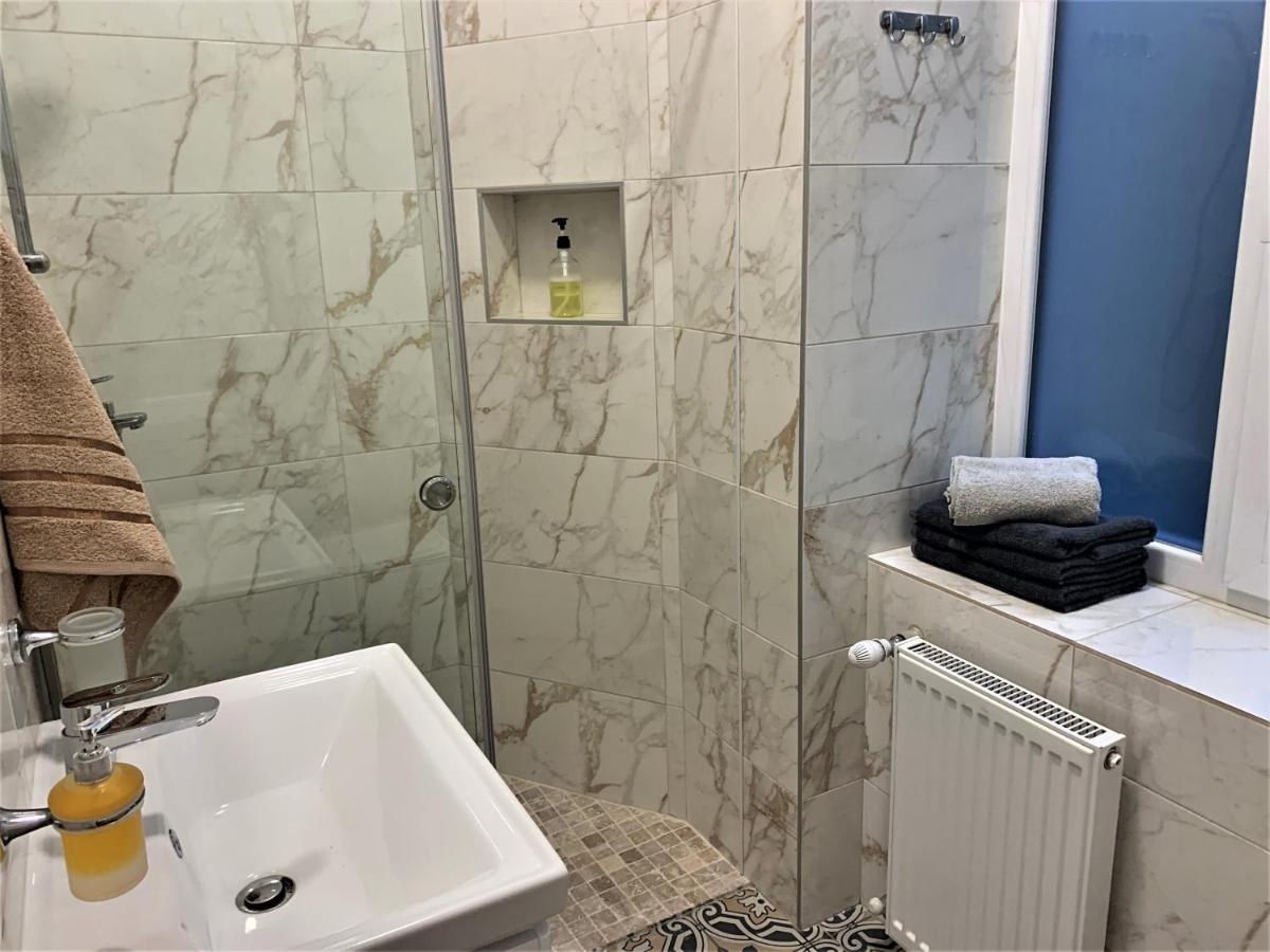 Iris Apartment On Popovich 리비프 외부 사진