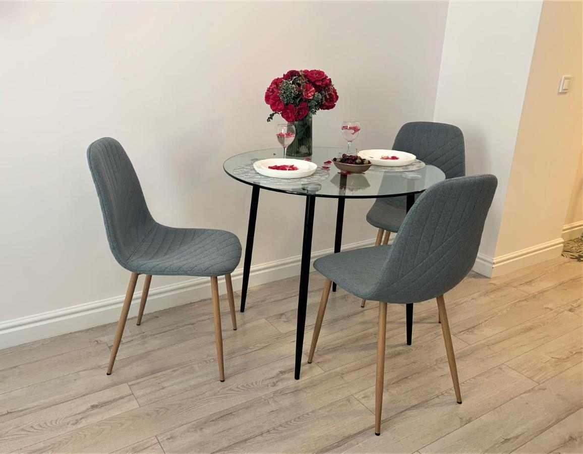 Iris Apartment On Popovich 리비프 외부 사진