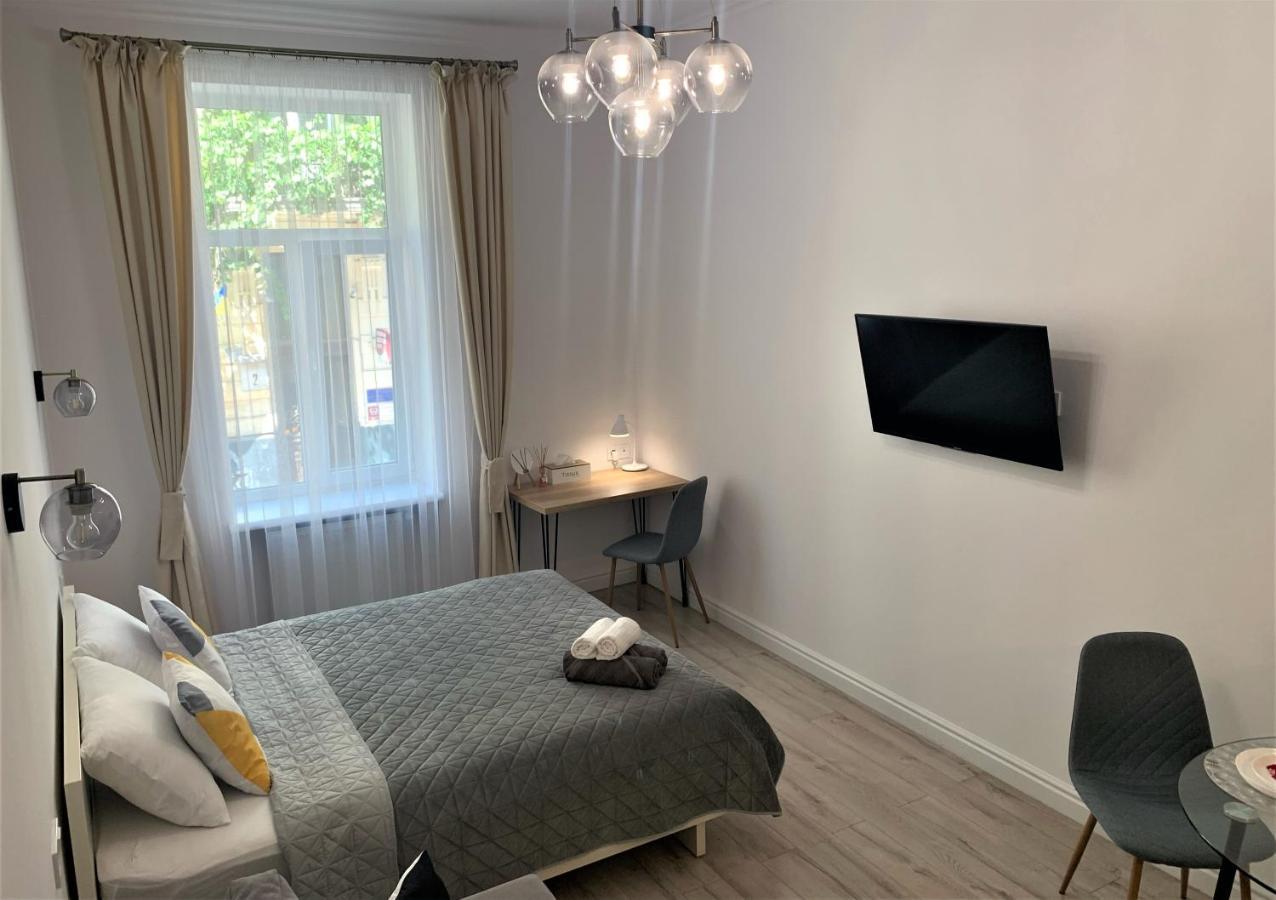 Iris Apartment On Popovich 리비프 외부 사진
