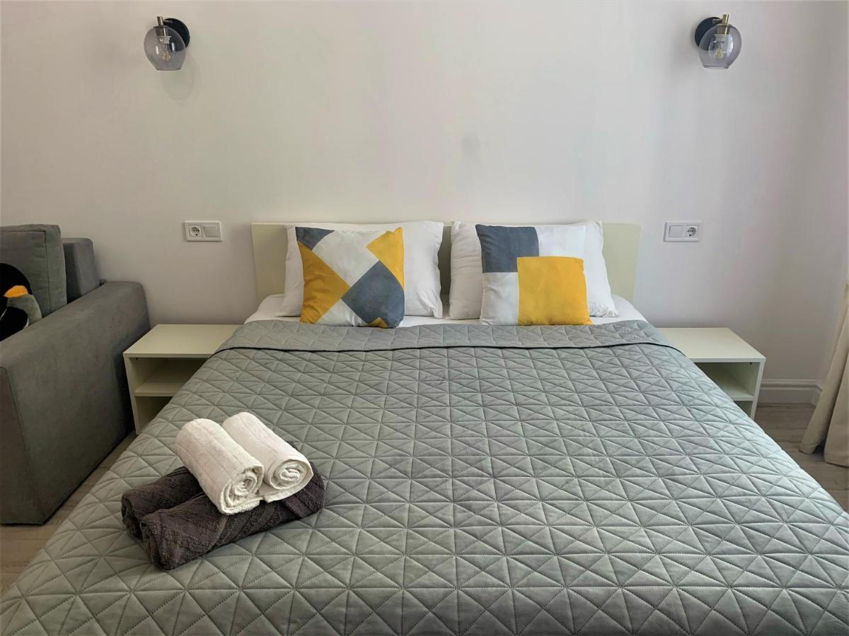 Iris Apartment On Popovich 리비프 외부 사진