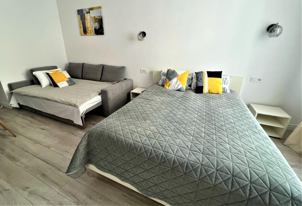 Iris Apartment On Popovich 리비프 외부 사진